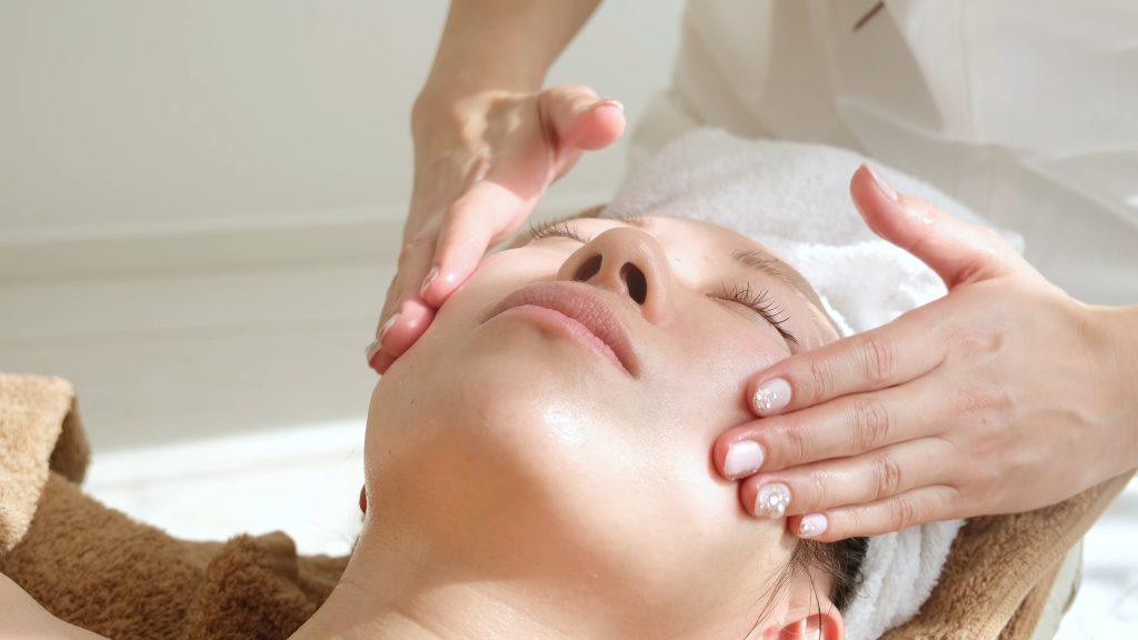 Tempat Facial Murah di Jakarta Timur