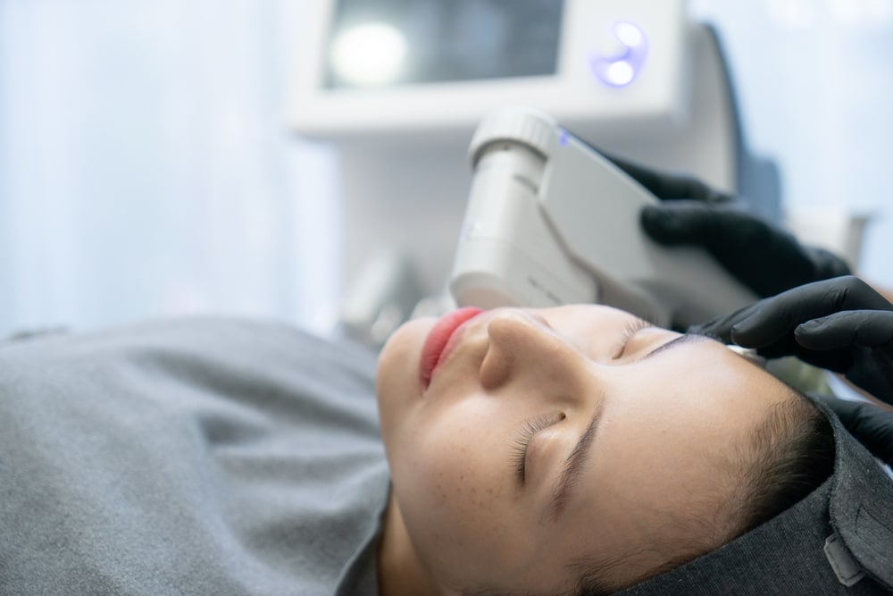 HIFU Wajah di Klinik Kecantikan