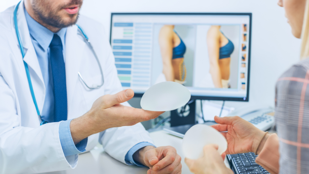 Prosedur Operasi Implan Payudara dengan Dokter