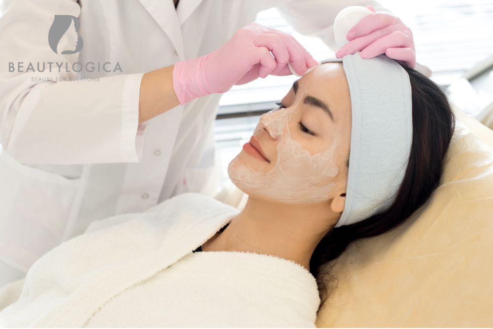 Perawatan Peeling Wajah